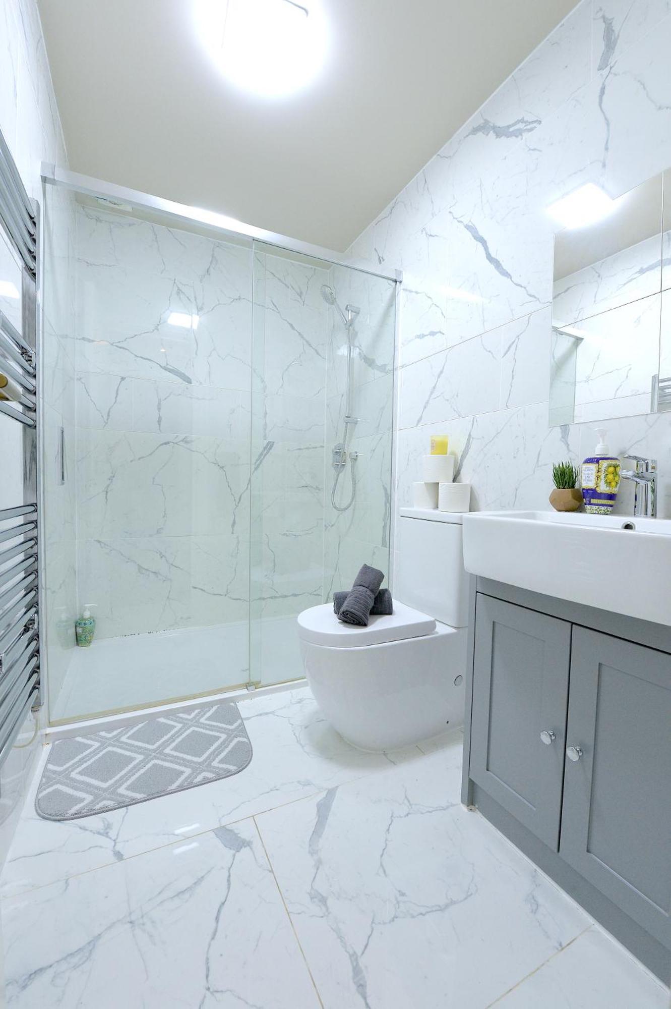 Appartement 2 Bed Terraced Flat Piccadilly Line *